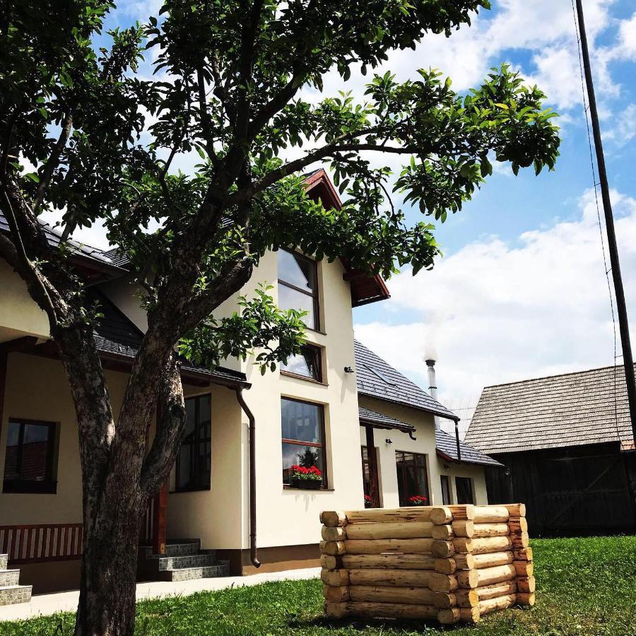 Famives Vendeghaz Bed and Breakfast Racul Εξωτερικό φωτογραφία