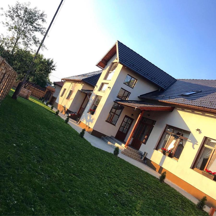 Famives Vendeghaz Bed and Breakfast Racul Εξωτερικό φωτογραφία