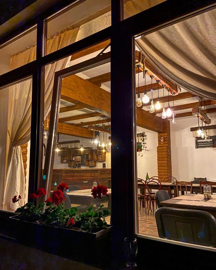 Famives Vendeghaz Bed and Breakfast Racul Εξωτερικό φωτογραφία