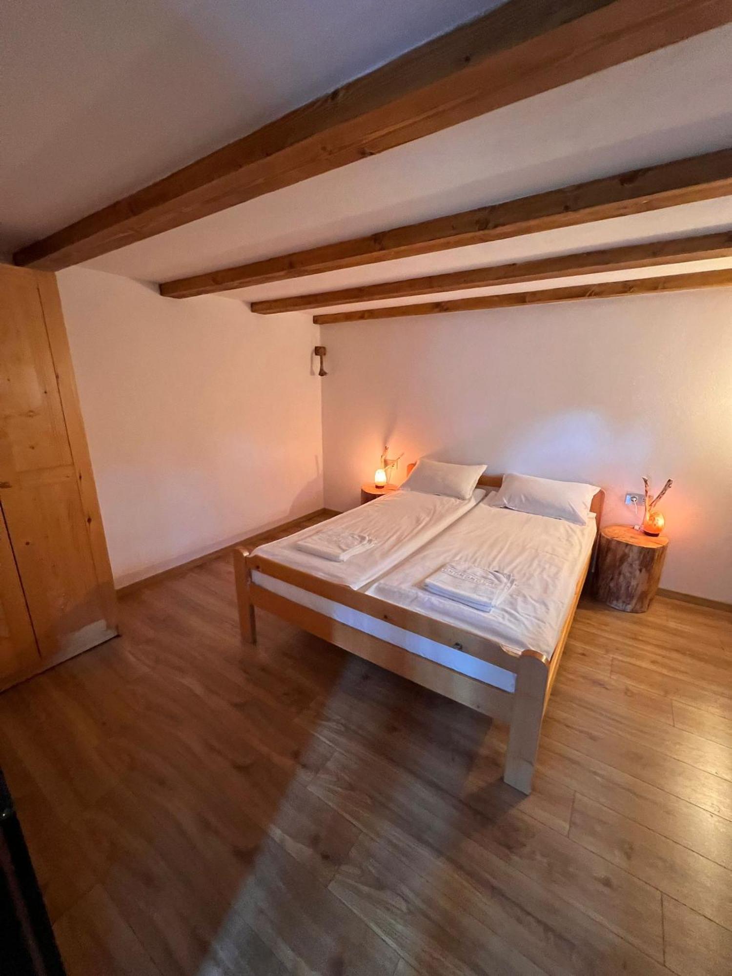 Famives Vendeghaz Bed and Breakfast Racul Εξωτερικό φωτογραφία