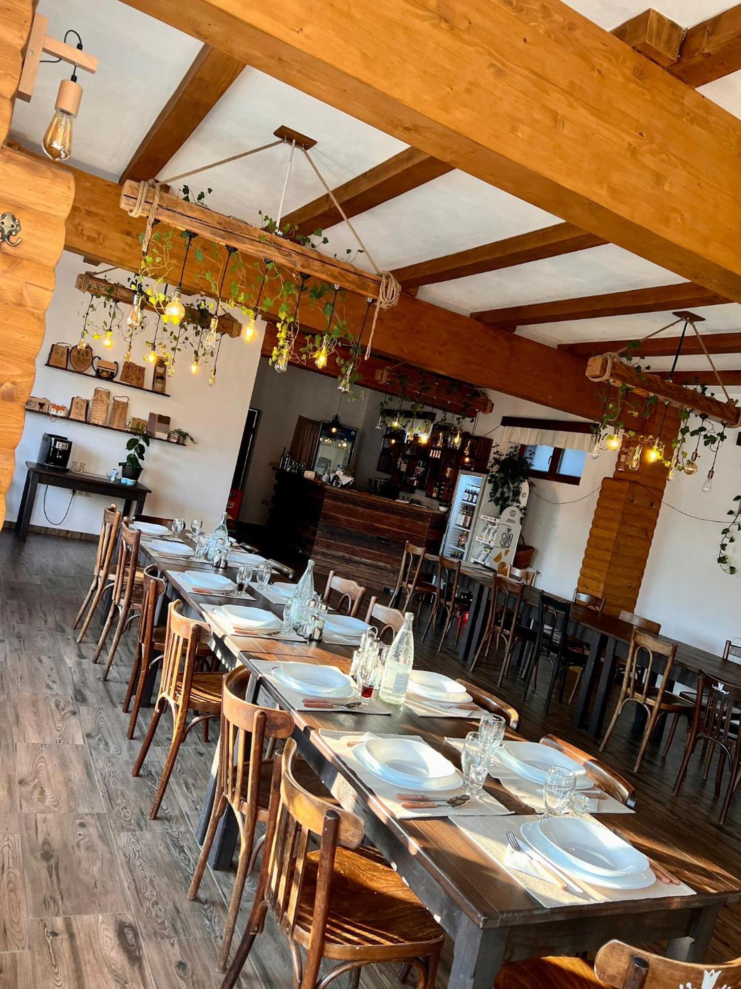 Famives Vendeghaz Bed and Breakfast Racul Εξωτερικό φωτογραφία
